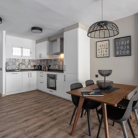 Stylish Apartment With Sea View Нерха Екстер'єр фото
